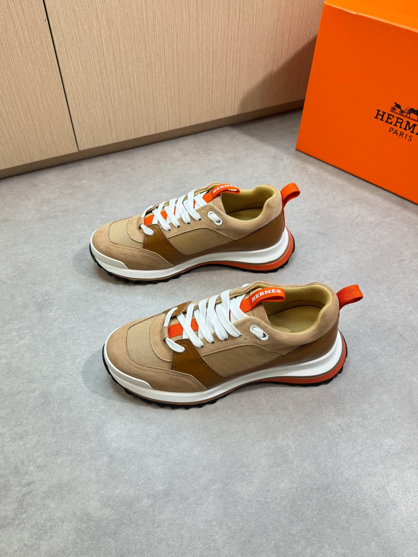 Men's shoes 💰700 [HERMES] Hermès - High-end quality original order·Casual sports shoes - Upper: 🔝Nappa calfskin, suede sheepskin leather, brand high mercerized canvas, tongue. Heel. Brand logo webbing - Inner: brand canvas, foot pad; water-dyed cowhide - Outsole: ultra-light T men's shoes 💰U foam·rubber; two-color molded outsole -Ultra-high quality control·Fine workmanship: highlighted (high-end·nobility·grade) -Size: 39-44 (38, 45, can be customized)·0118